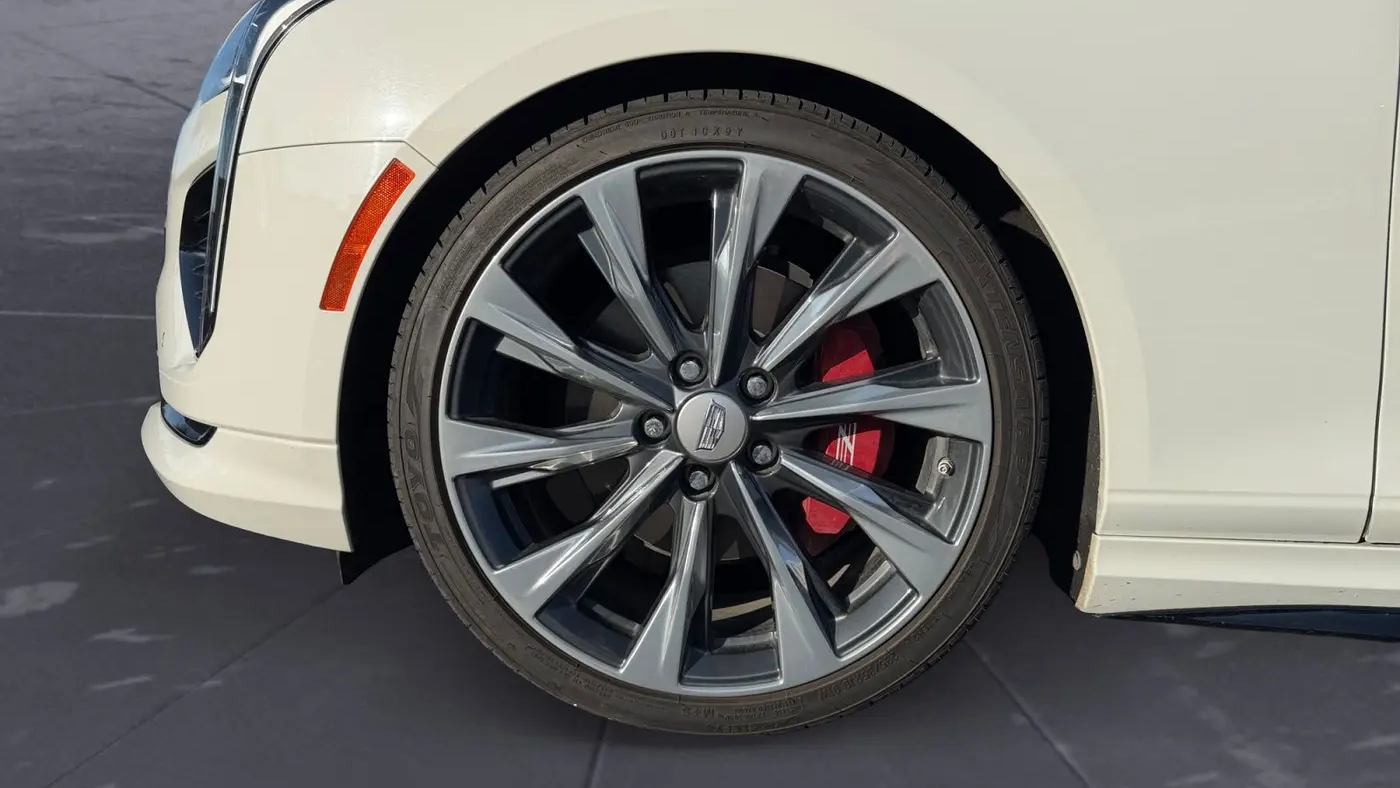2022 Cadillac CT4-V Base