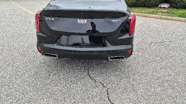 2023 Cadillac CT4 Luxury