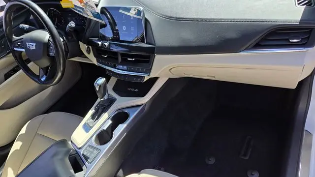 2023 Cadillac CT4 Premium Luxury