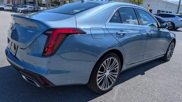 2023 Cadillac CT4 Premium Luxury