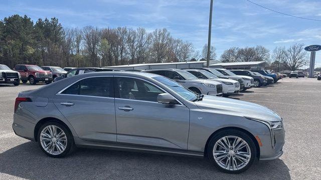 2024 Cadillac CT4 Premium Luxury