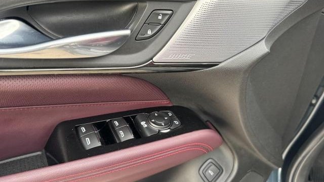 2025 Cadillac CT4-V Base