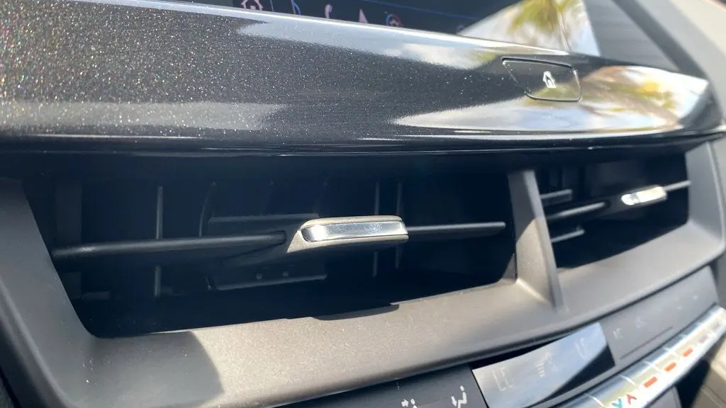 2025 Cadillac CT4-V Base