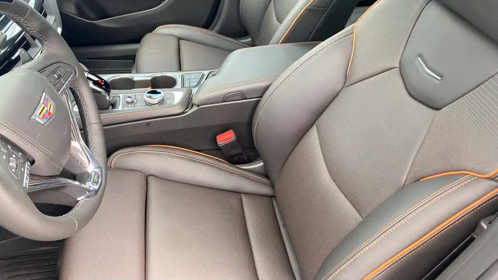 2025 Cadillac CT4-V Base