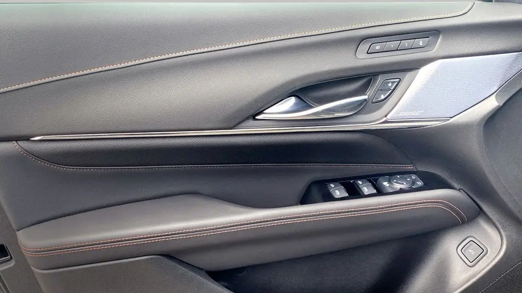 2025 Cadillac CT4-V Base