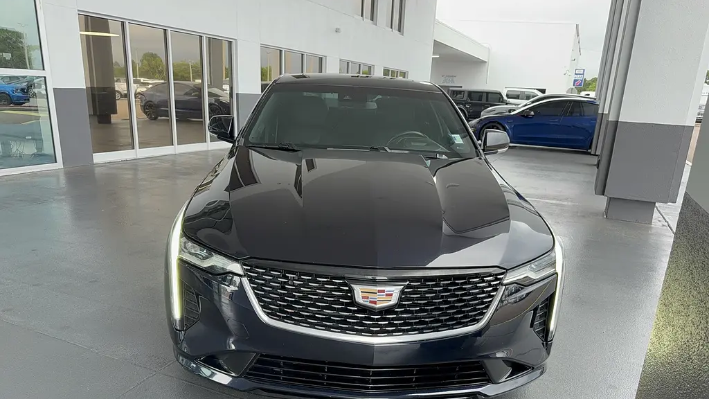 2021 Cadillac CT4 Luxury