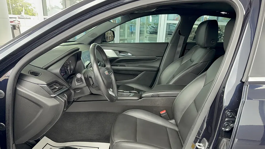 2021 Cadillac CT4 Luxury