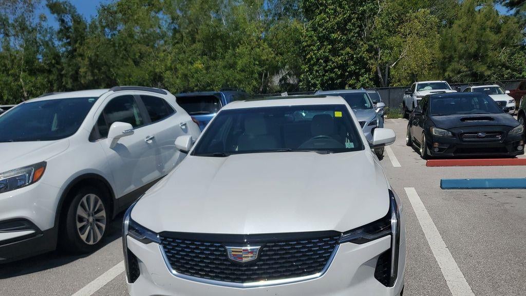 2023 Cadillac CT4 Luxury