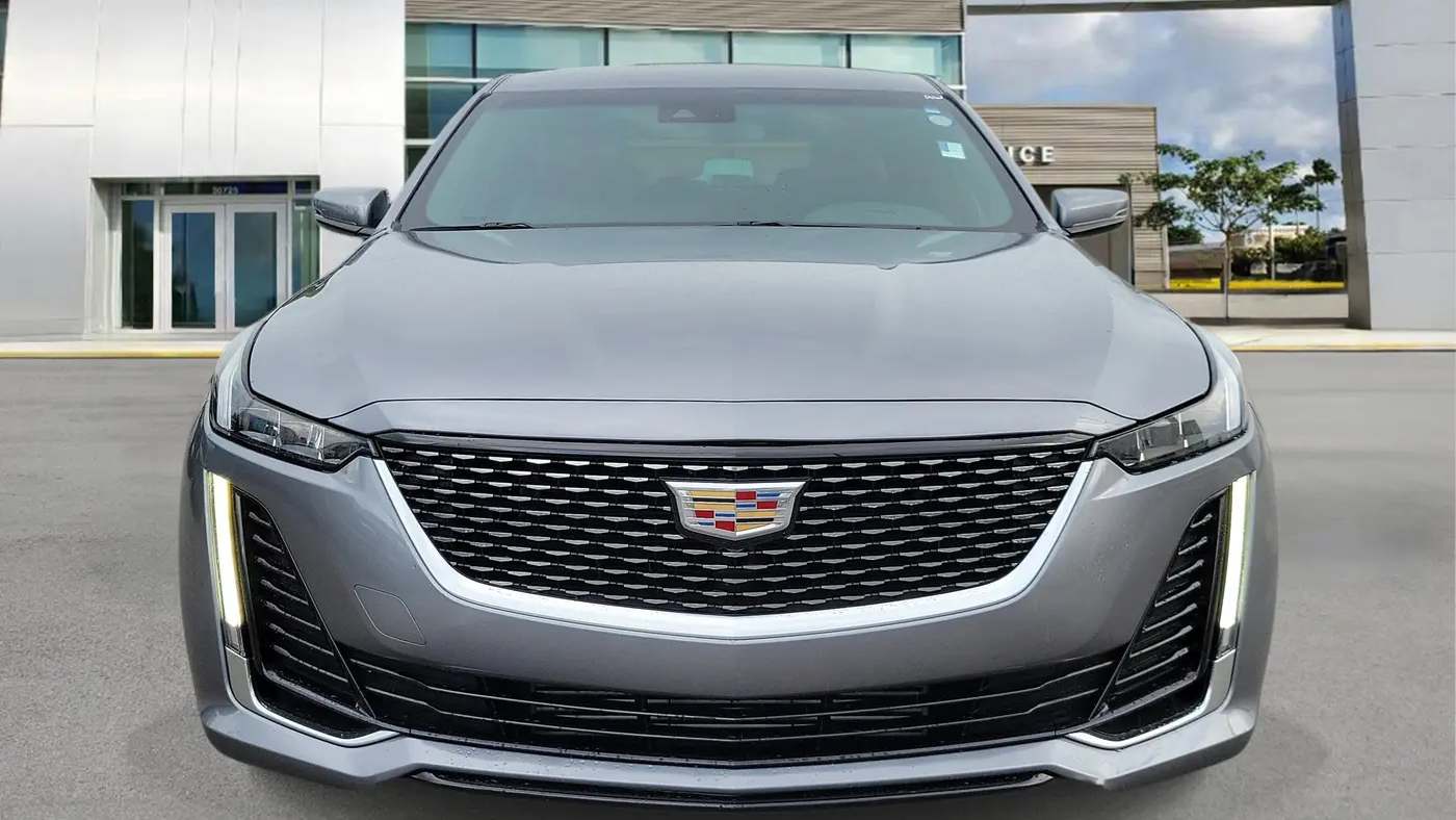 2022 Cadillac CT5 Luxury