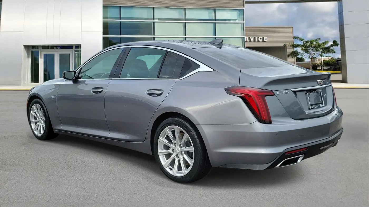 2022 Cadillac CT5 Luxury