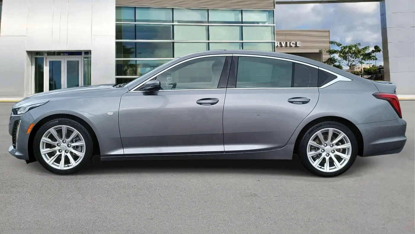 2022 Cadillac CT5 Luxury