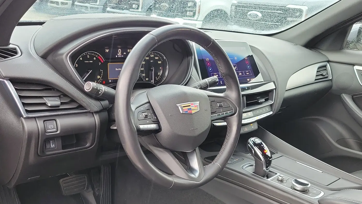 2022 Cadillac CT5 Luxury