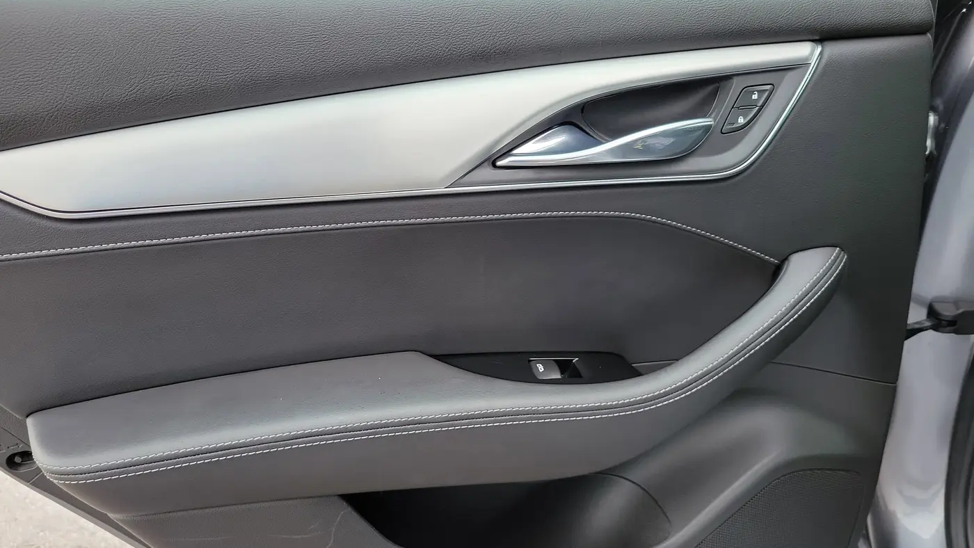 2022 Cadillac CT5 Luxury