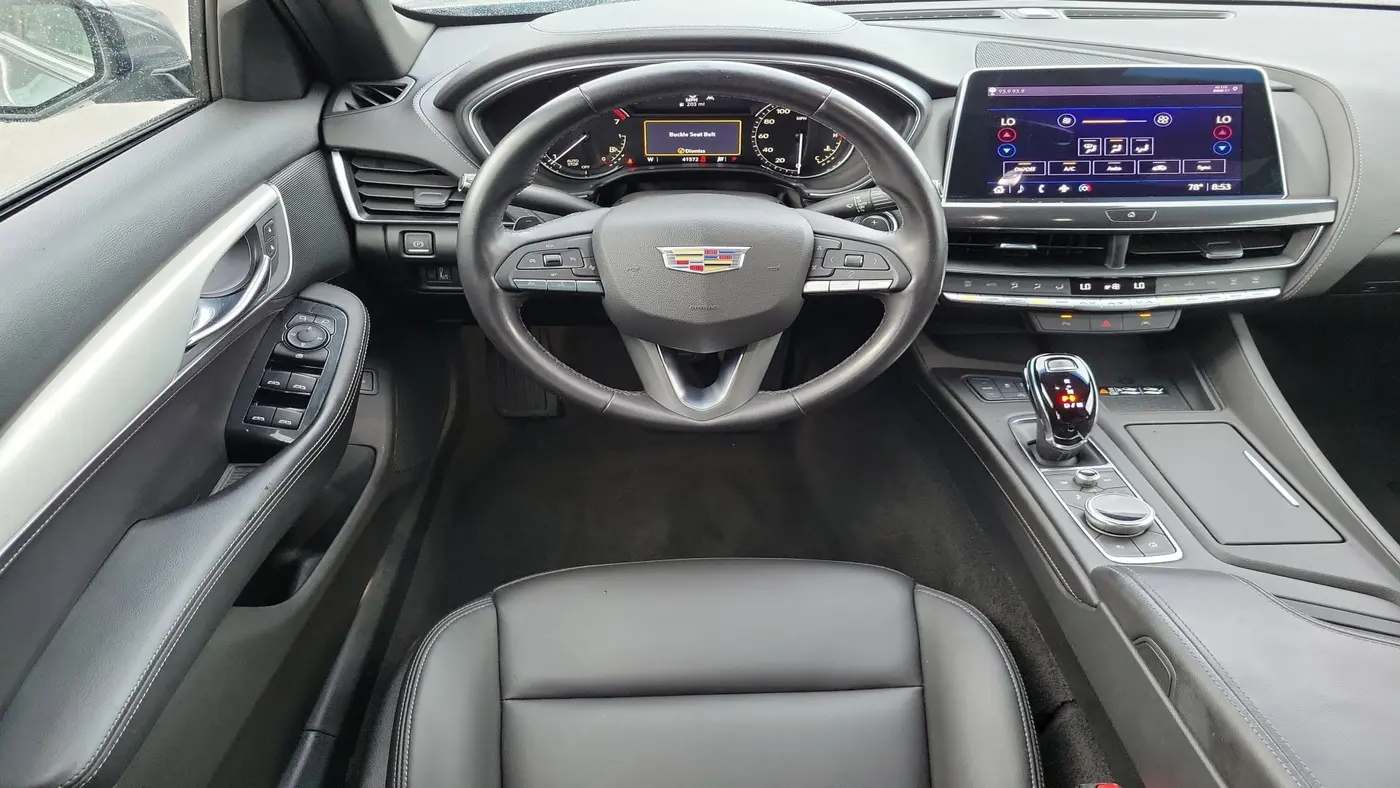 2022 Cadillac CT5 Luxury