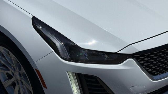 2023 Cadillac CT5 Luxury