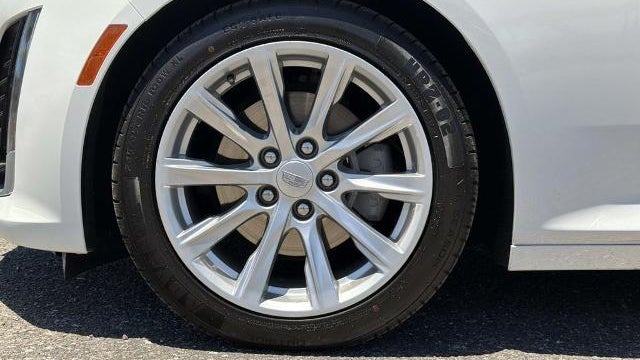 2023 Cadillac CT5 Luxury
