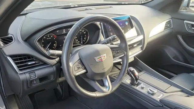 2023 Cadillac CT5 Luxury