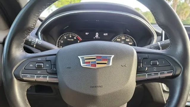 2023 Cadillac CT5 Luxury