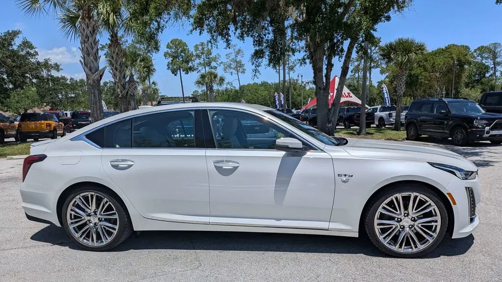 2023 Cadillac CT5 Premium Luxury