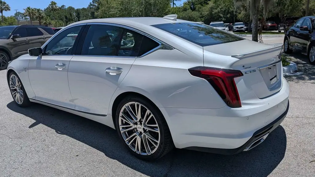 2023 Cadillac CT5 Premium Luxury