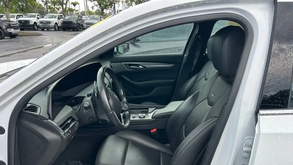 2025 Cadillac CT5 Premium Luxury