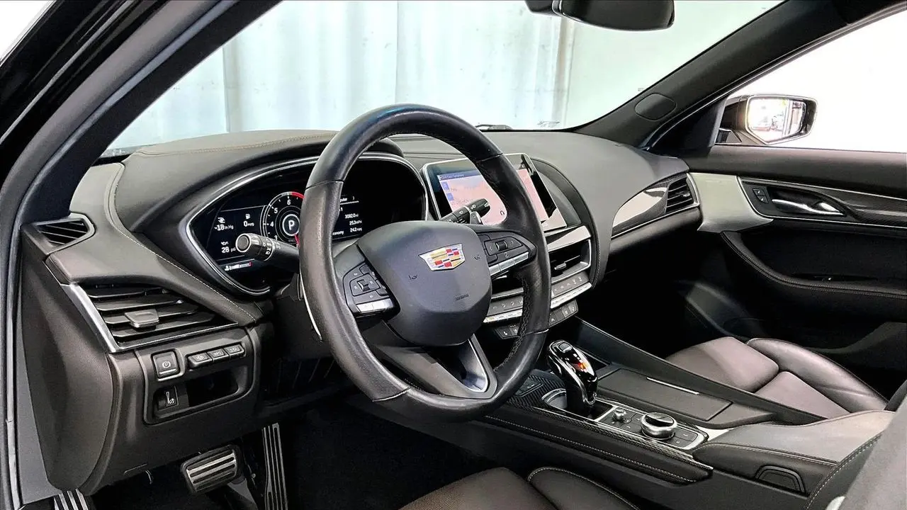 2022 Cadillac CT5 Sport