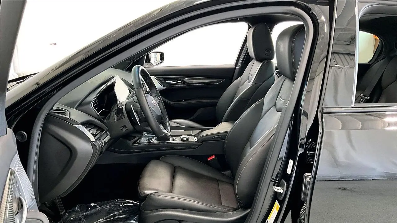 2022 Cadillac CT5 Sport
