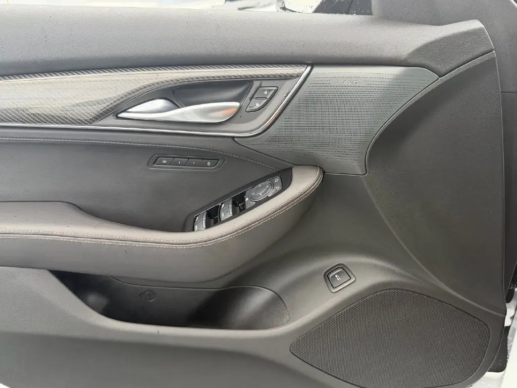 2025 Cadillac CT5 - $43,032