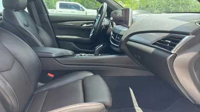 2025 Cadillac CT5 Sport