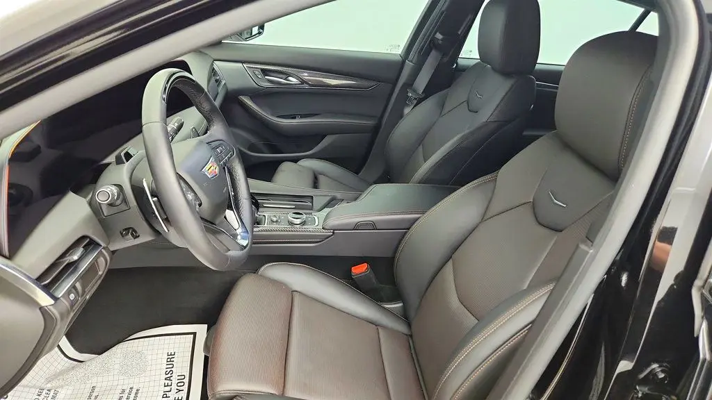 2025 Cadillac CT5 Sport