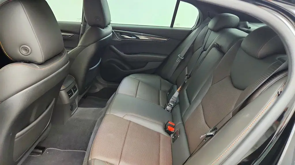 2025 Cadillac CT5 Sport