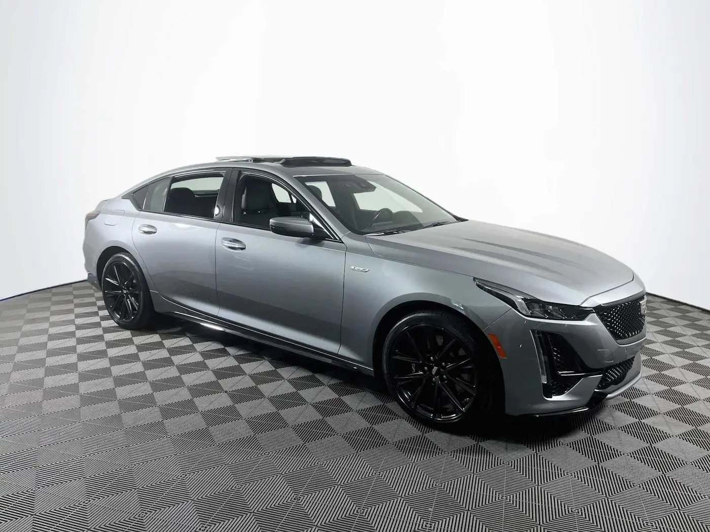 2023 Cadillac CT5 - $53,995