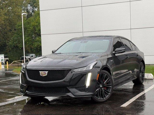 2022 Cadillac CT5-V Base — photo 1 of 12