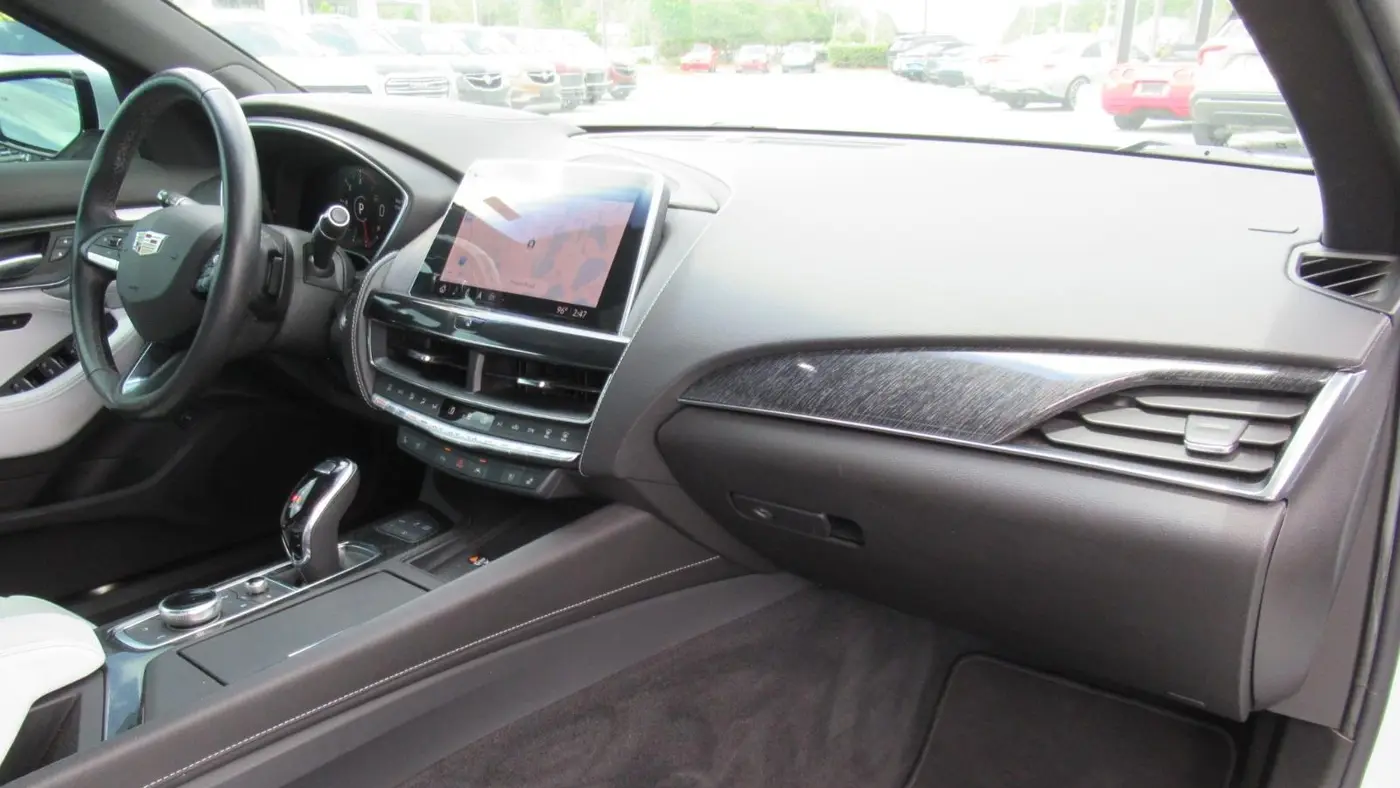 2022 Cadillac CT5 Premium Luxury