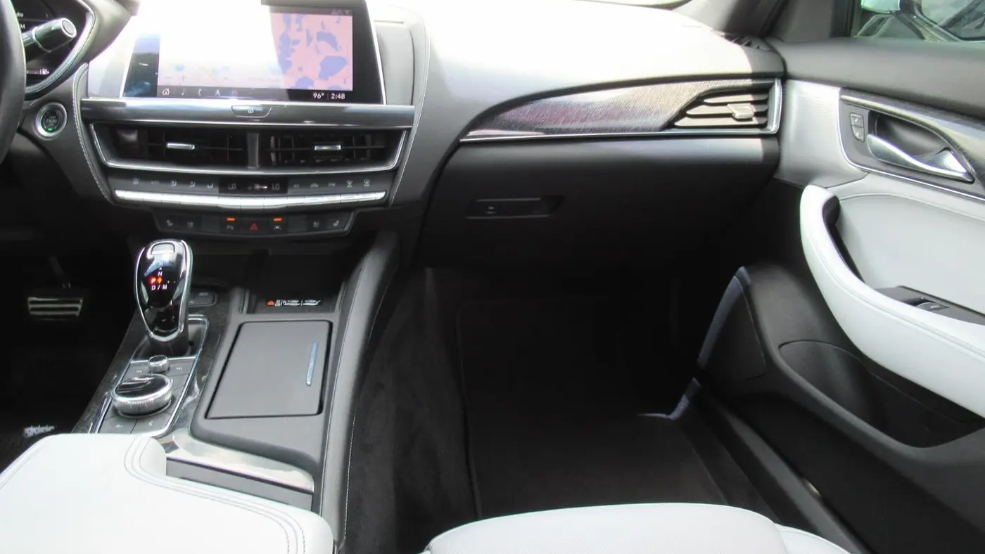 2022 Cadillac CT5 Premium Luxury