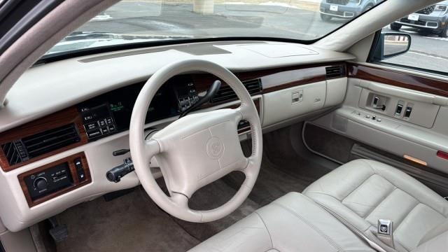 1995 Cadillac DeVille Base