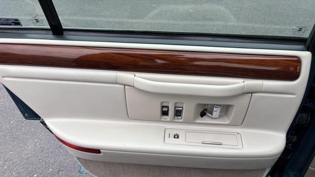 1995 Cadillac DeVille Base