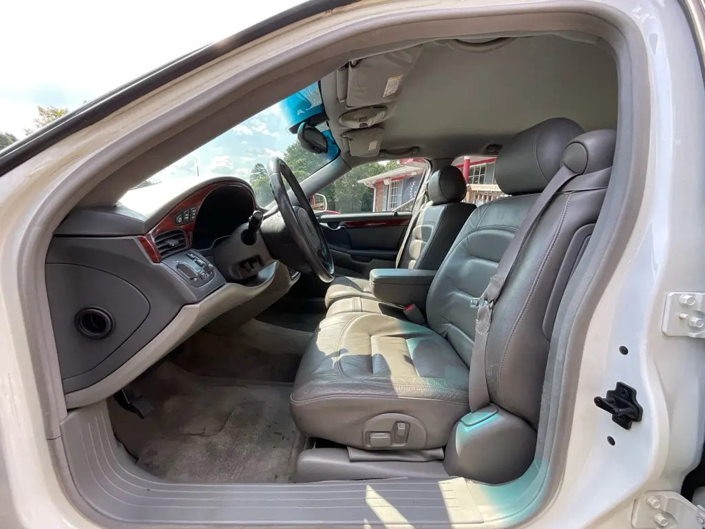 2000 Cadillac DeVille - $3,985