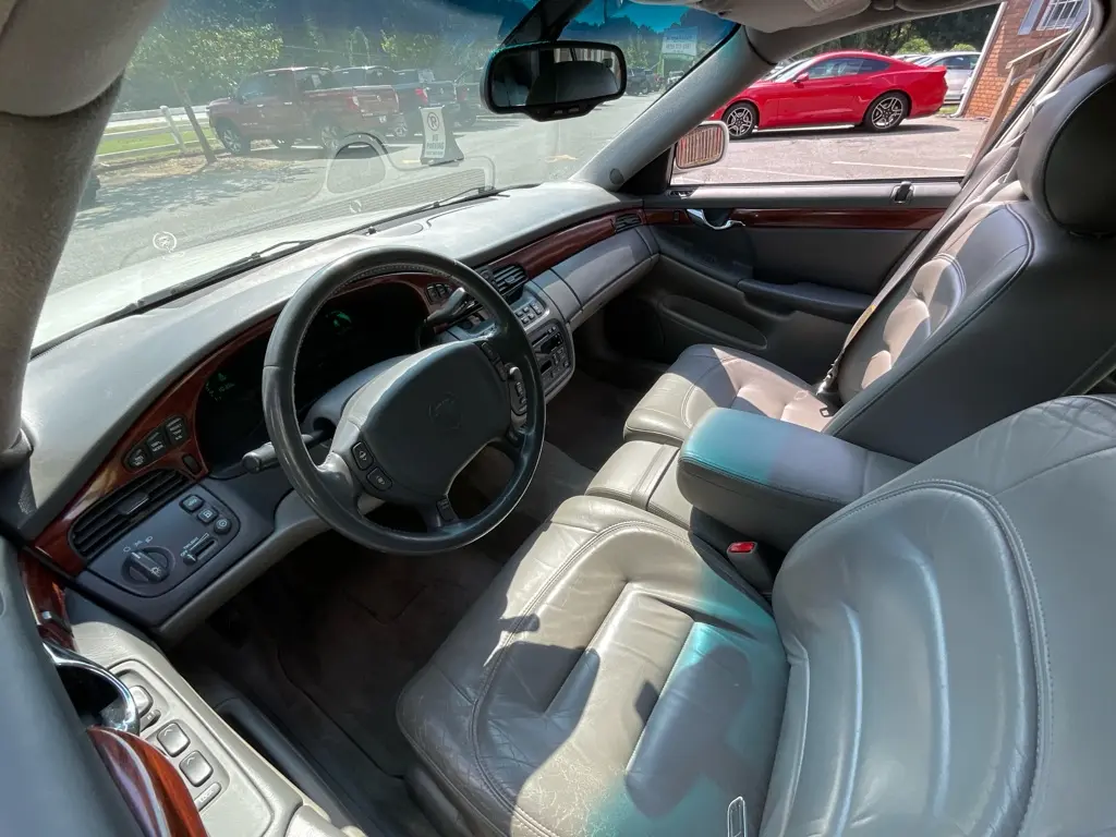 2000 Cadillac DeVille - $3,985