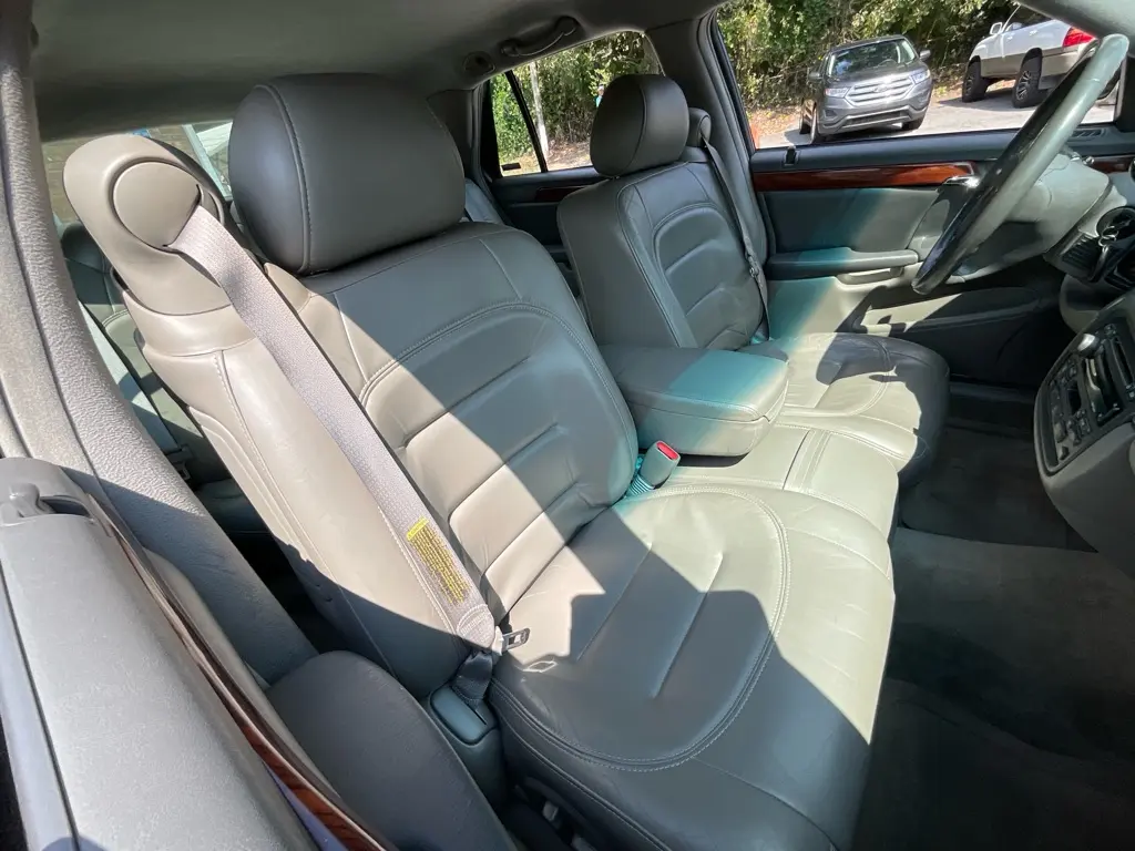 2000 Cadillac DeVille - $3,985