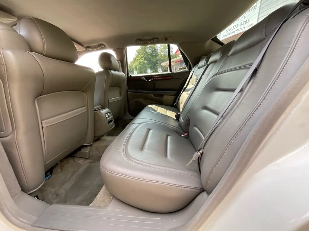 2000 Cadillac DeVille - $3,985