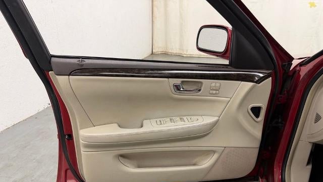 2011 Cadillac DTS Luxury Collection