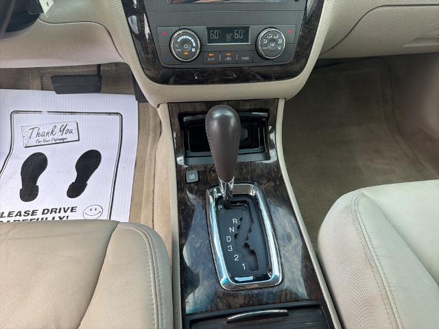 2010 Cadillac DTS - $7,991