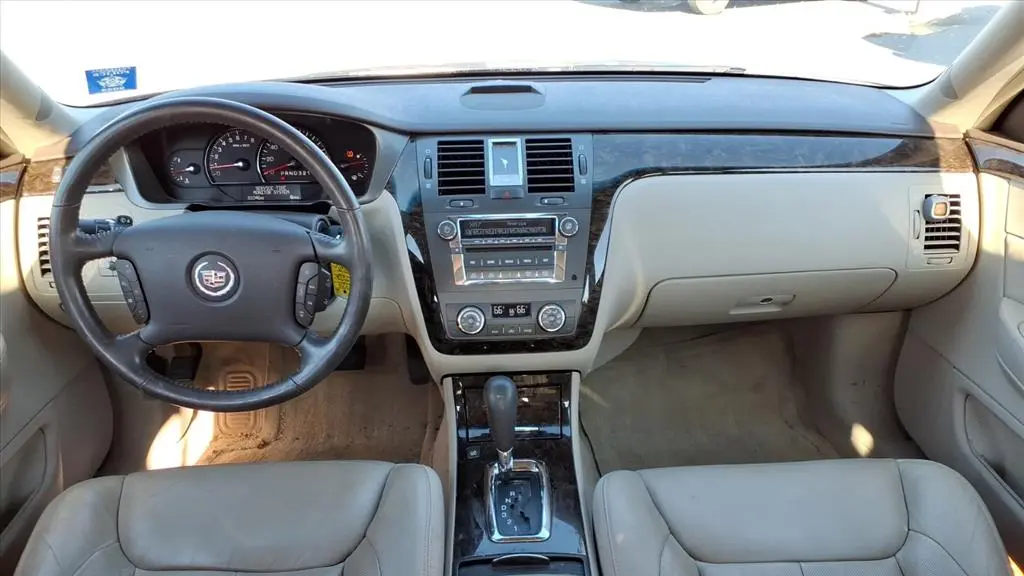 2010 Cadillac DTS Luxury Collection