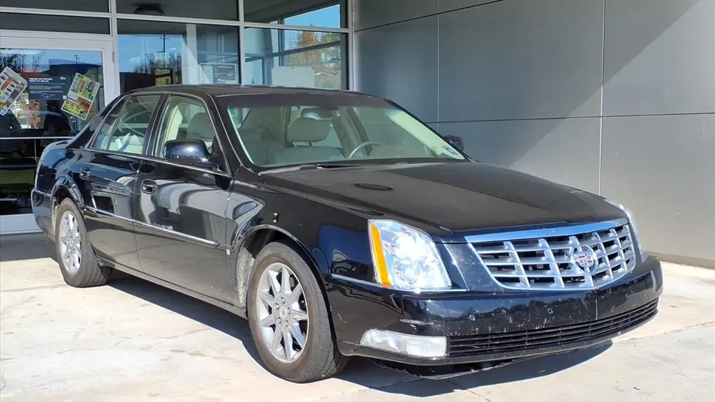 Preowned 2010 Cadillac DTS Luxury Collection for Sale