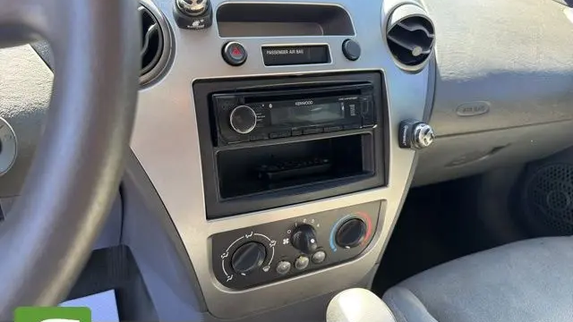 2006 Saturn Ion 3