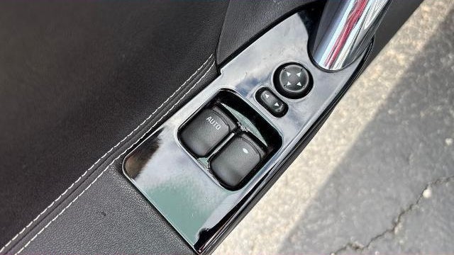 2007 Saturn SKY Base