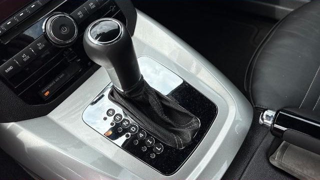 2007 Saturn SKY Base