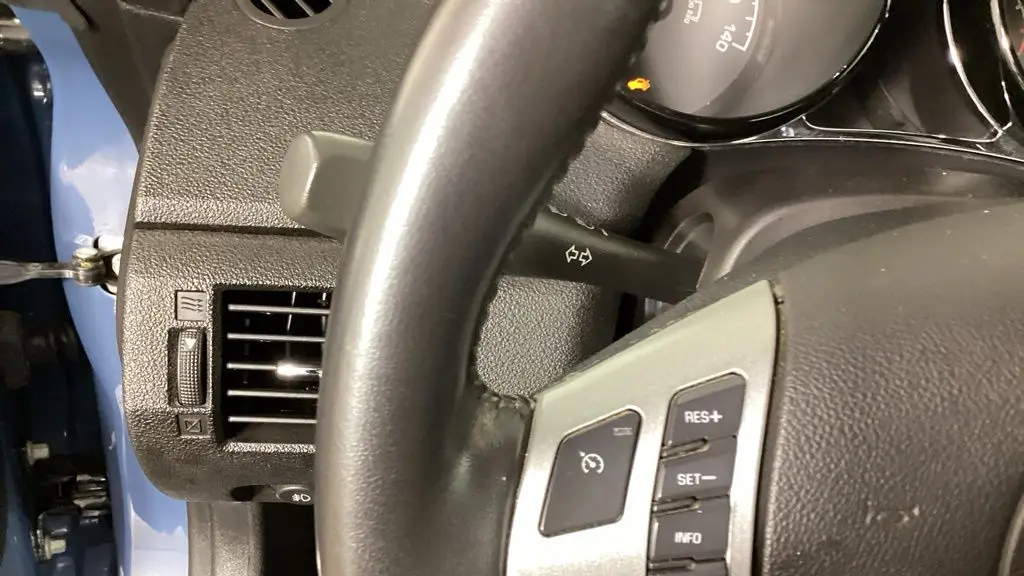 2007 Saturn SKY Base