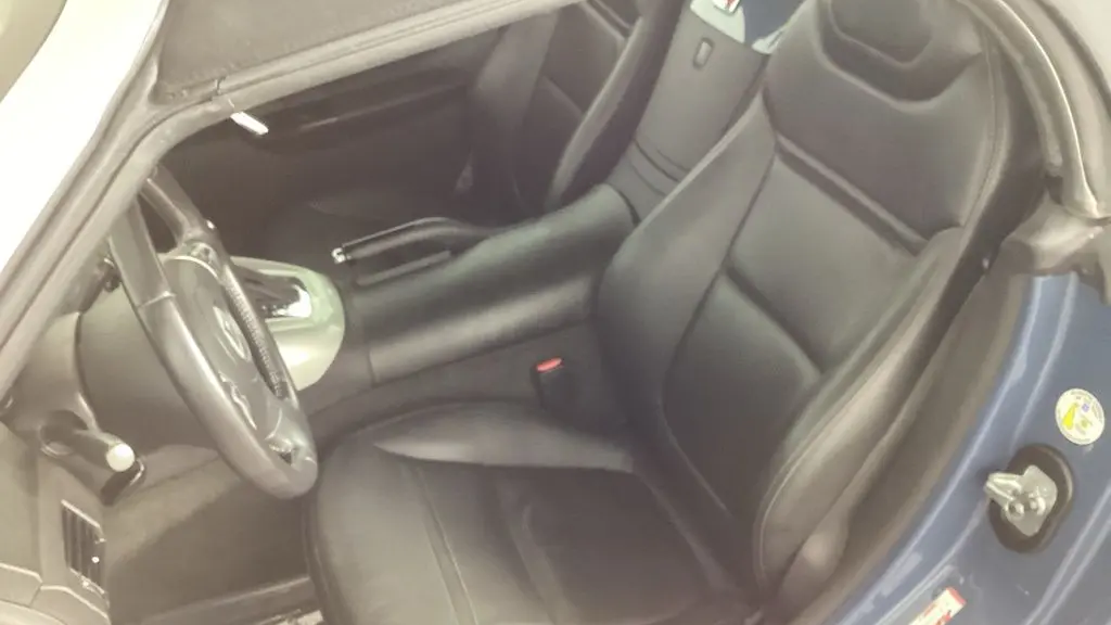 2007 Saturn SKY Base